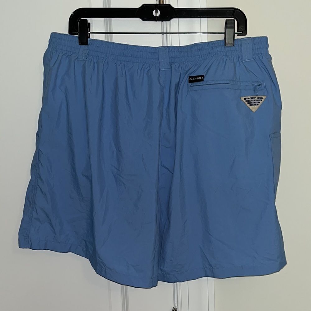 Mens Columbia 4 pocket PFG fishing boat 9” lined nylon boating fish shorts XL